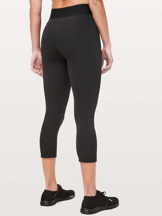 Lululemon To The Beat Crop 21\
